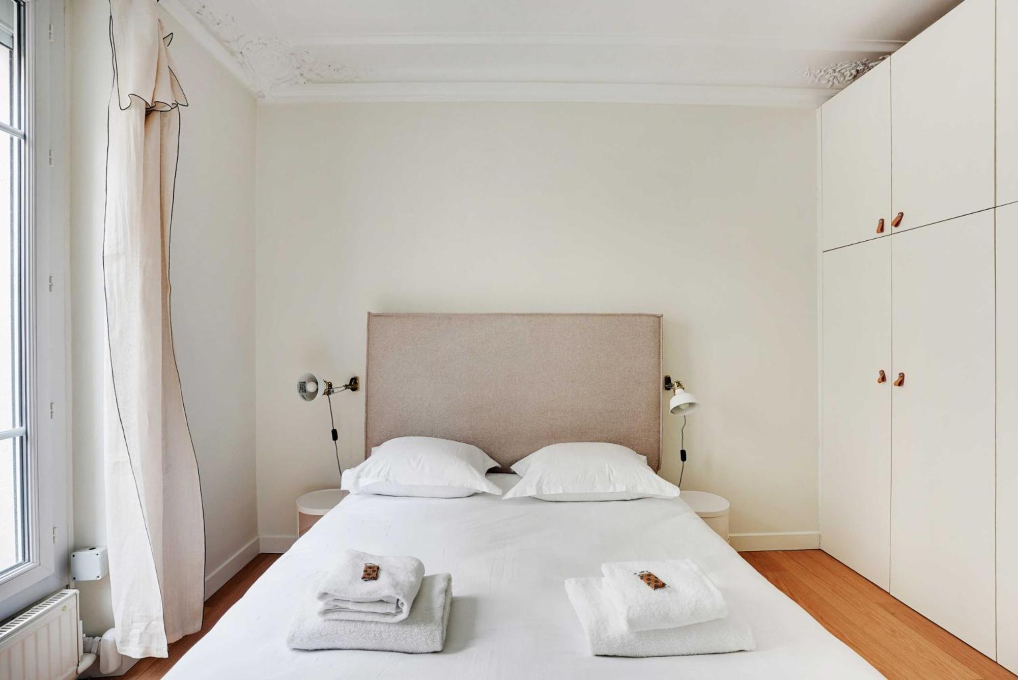 Authentic - 3br-8p - Clignancourt Paris